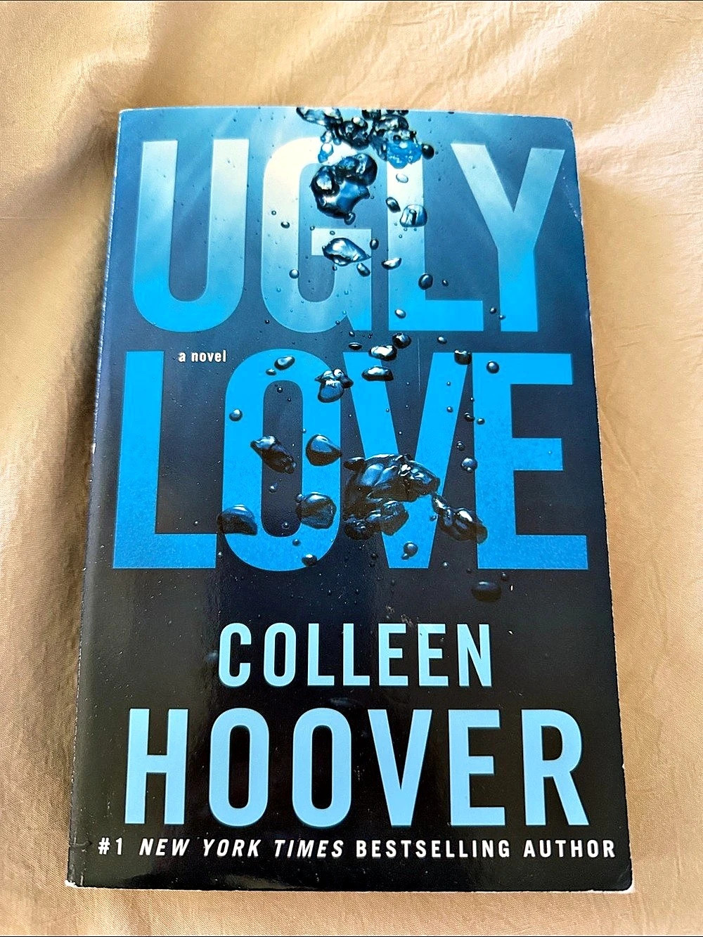 Ugly Love by Colleen Hoover